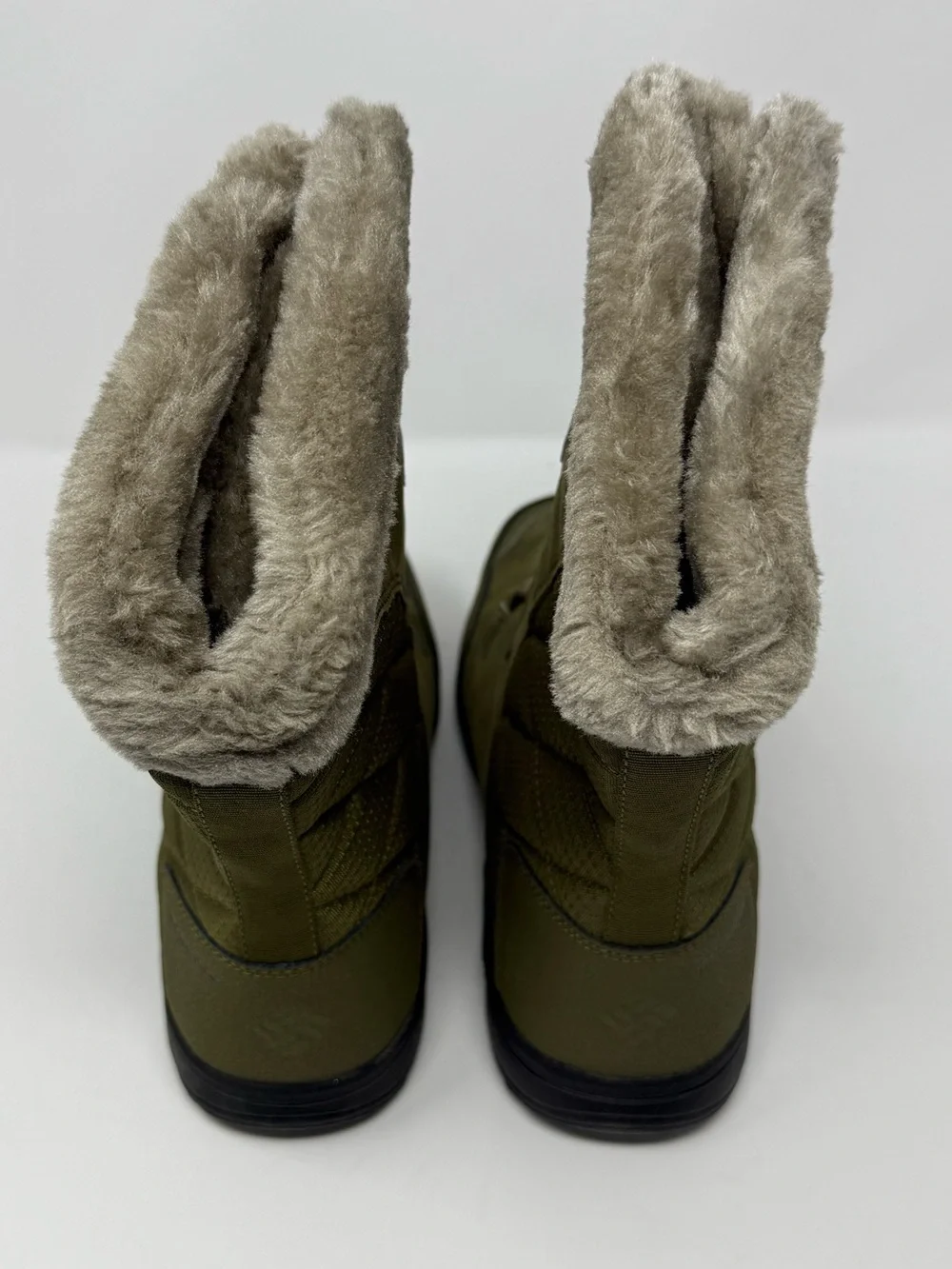 Columbia stay warm